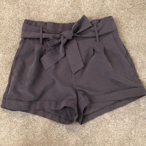 AE Grey Dress Shorts Size 6